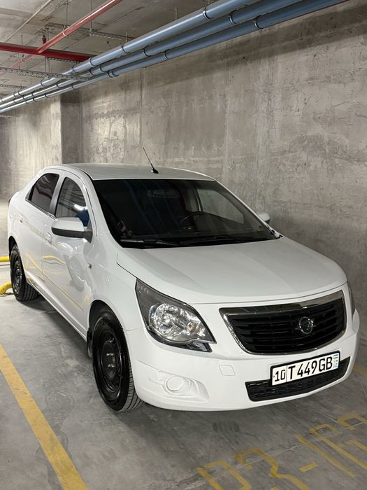 Ravon R4 (Cobalt) 2018 sotiladi