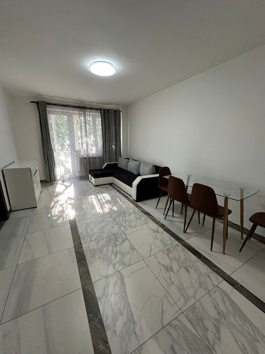 Apartament 3 camere Hurmuzachi — fotografia 1