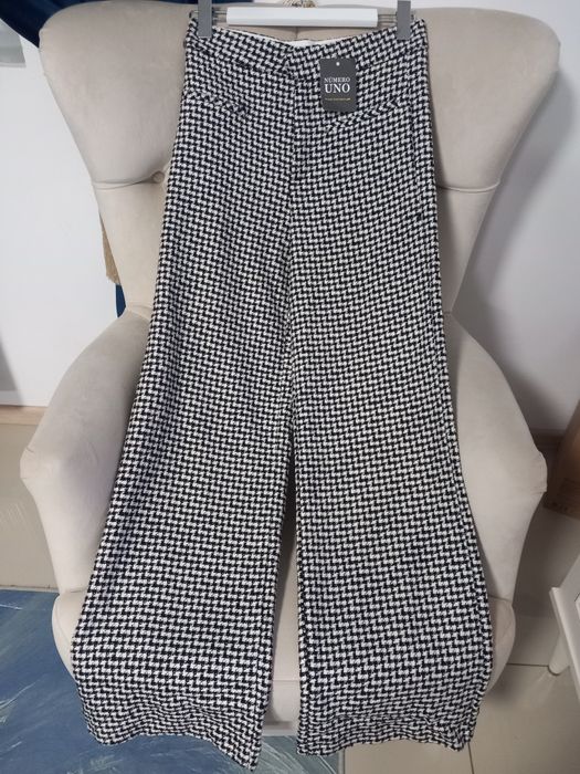 Pantaloni drepți din tweed măsură S