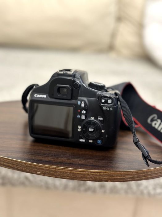 Фотоаппарат Canon eos 1100D