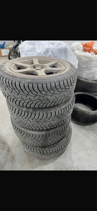 Продам диски с шинами