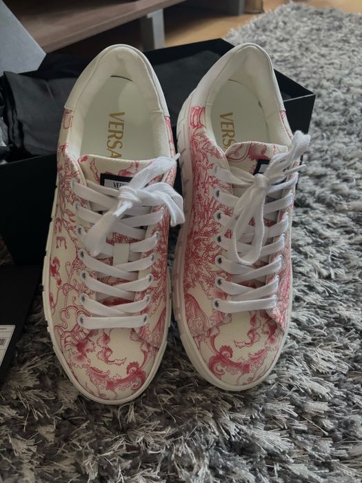 Оригинални кецове Versace