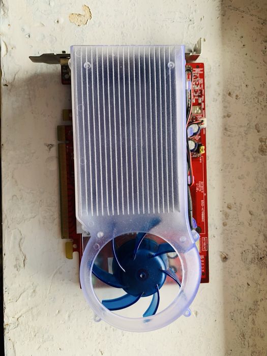 AMD RADEON x1650 video karta