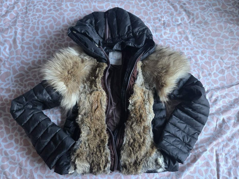 Дамско яке Moncler с естествен косъм