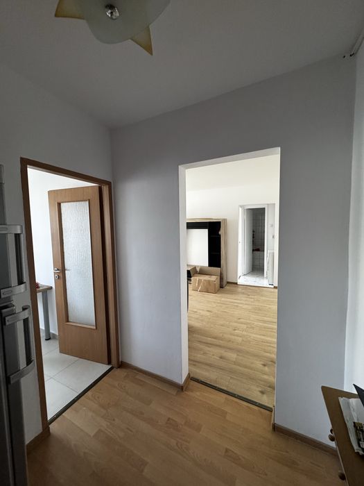 Apartament 3 camere, renovat, cu centrală proprie – Deva
