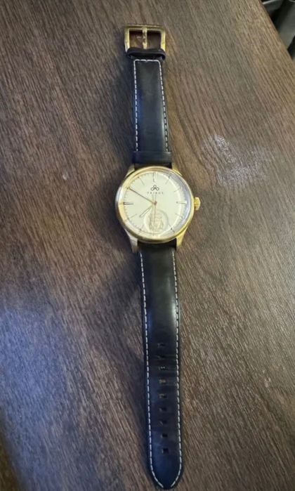 Ceas automatic Tribus editie limitata pt FC Liverpool