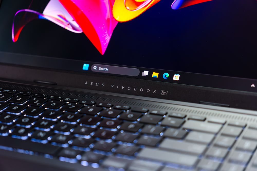 Laptop ASUS Vivobook Pro 15 OLED | Ultra 9 | RTX 4050 | 40GB RAM DDR5 | 1TB SSD | Editare/Gaming