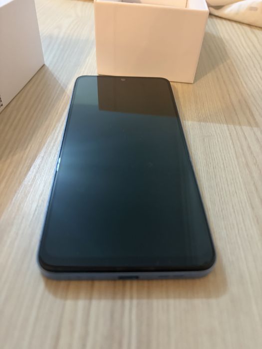 Telefon Redmi Note 12 Ice Blue 4 GB RAM 128 GB Dual SIM, stare foarte bună