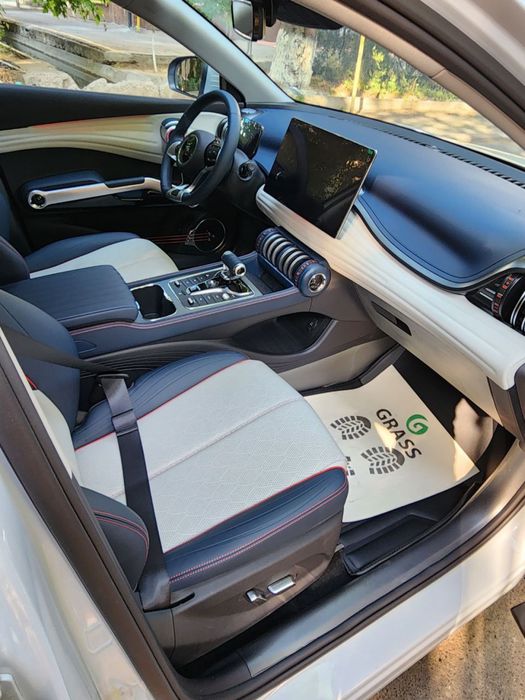 BYD Yuan plus 5 позиция