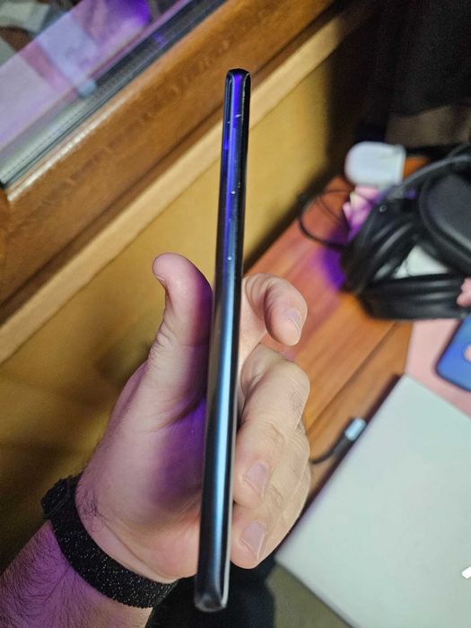 Телефон Samsung S9+ plus 64gb кутия зарядно Протектори ТОП