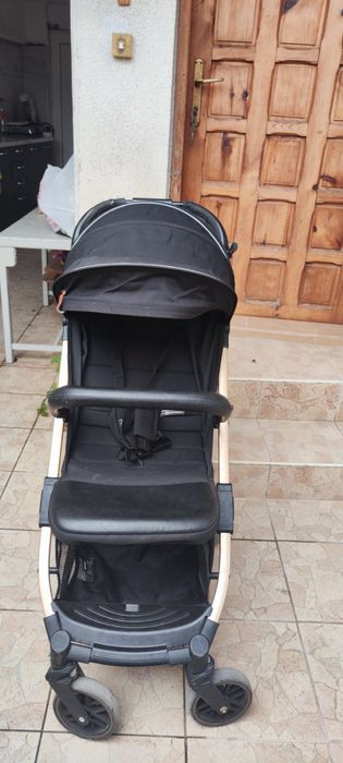 Лятна количка MoMi