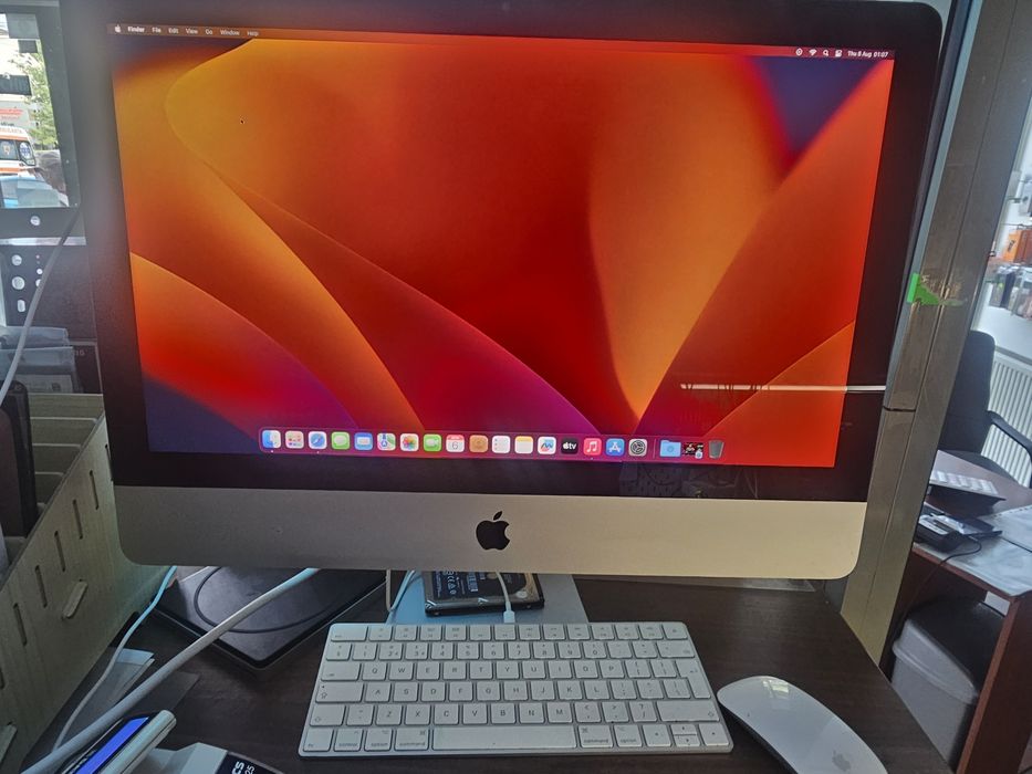 iMac 21.5-inch Retina 4K (Model 2019)