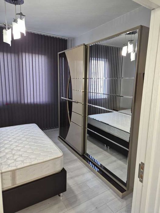 Тристаен апартамент в Кючук Париж