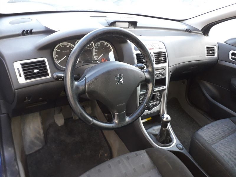 Dezmembram Peugeot 307