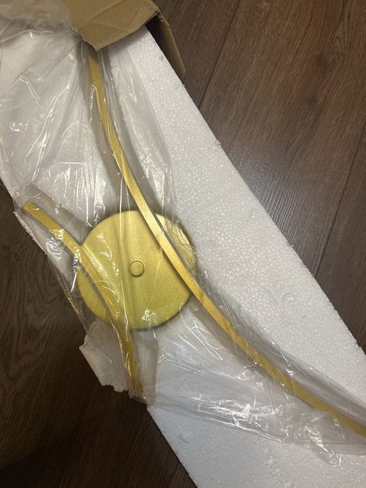 LED лампа за стена