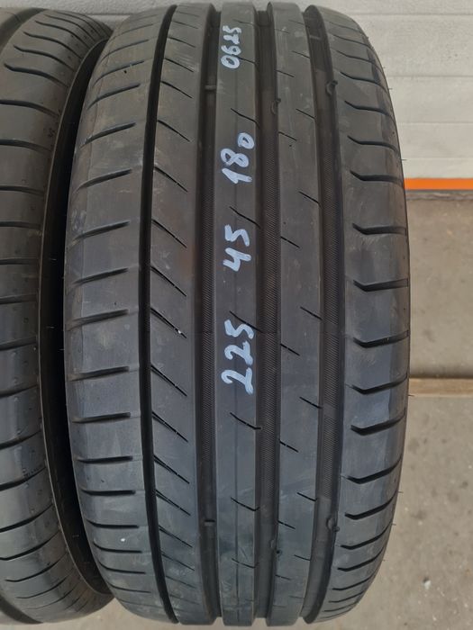 Летни гуми 2 броя VREDESTEIN UltracPro 225 45 R18 дот 0825