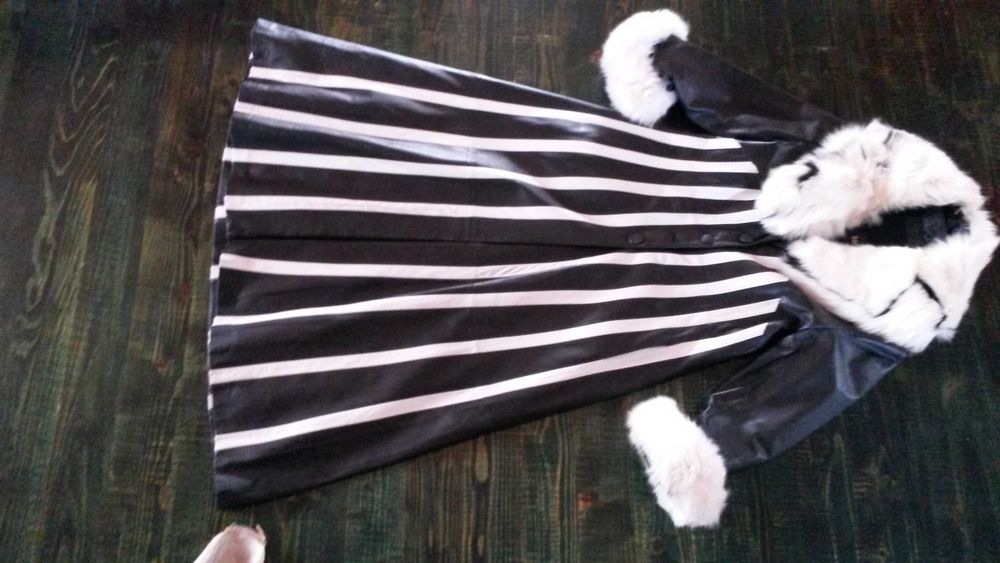 Haină piele unicat. Cadoul perfect de sărbători !