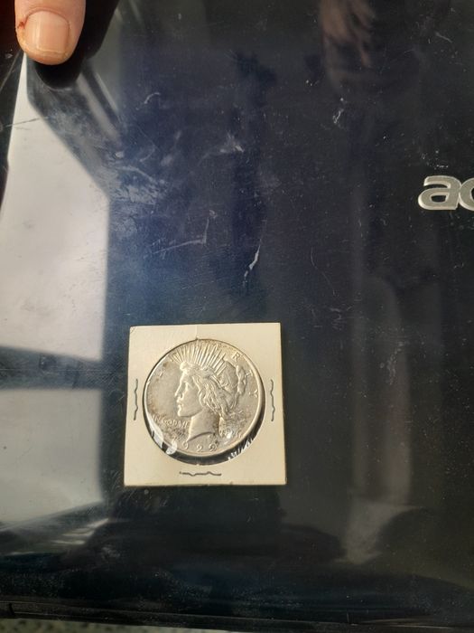 Vând moneda 1 dollar 1922