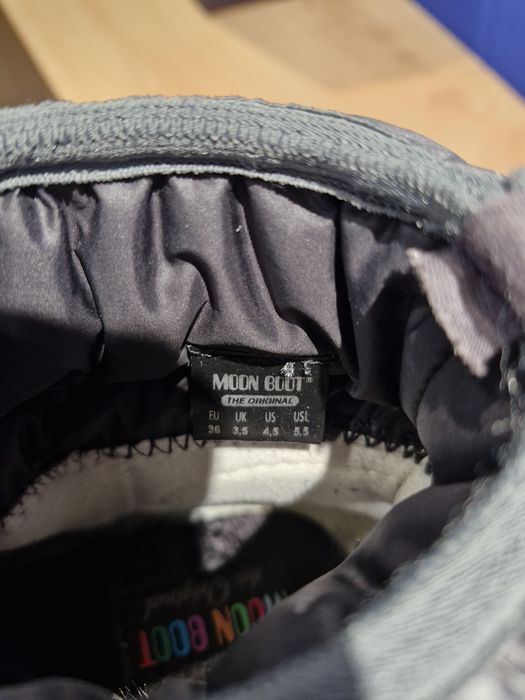 Ghete Moon Boot mărimea 36