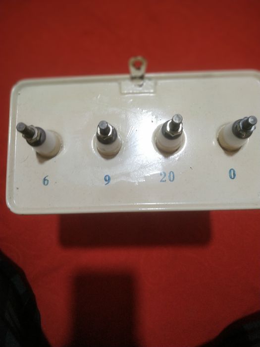 Силовой конденсатор