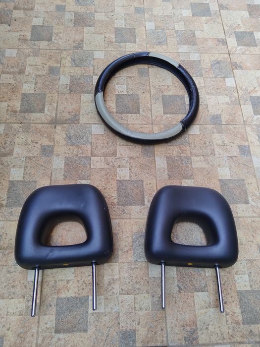 Авто Части: кора за багажник за резервна гума Мерцедес Бенц ГЛ 2011