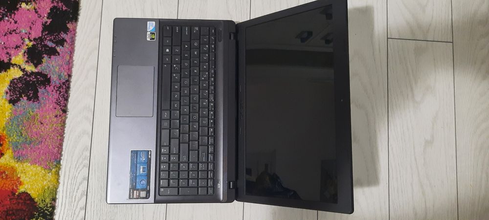 Laptop Asus Intel Pentium , Placa Video