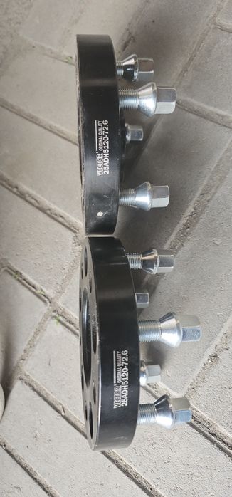 Проставки на ступицу BMW