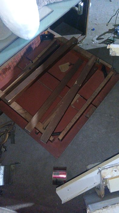 Продам стол не дорого