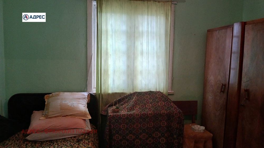 Продава се Къща в с. Новачене, Област Плевен - 166 кв.м за 62 €/кв.м - Снимка #11