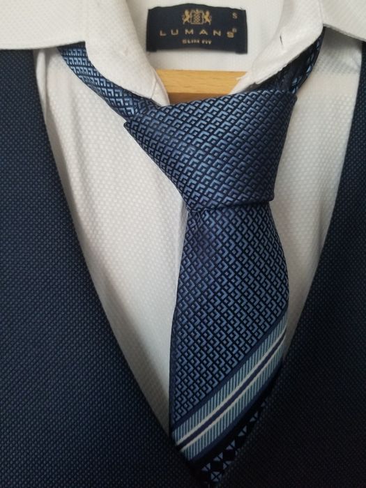 Официален тъмно син костюм Fabbio Bossi