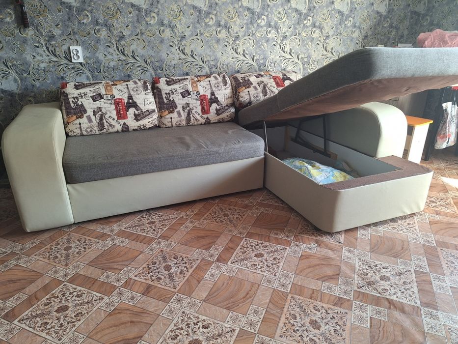Продам угловой диван