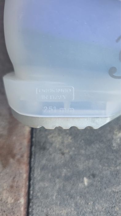 Ботинки горнолыжные