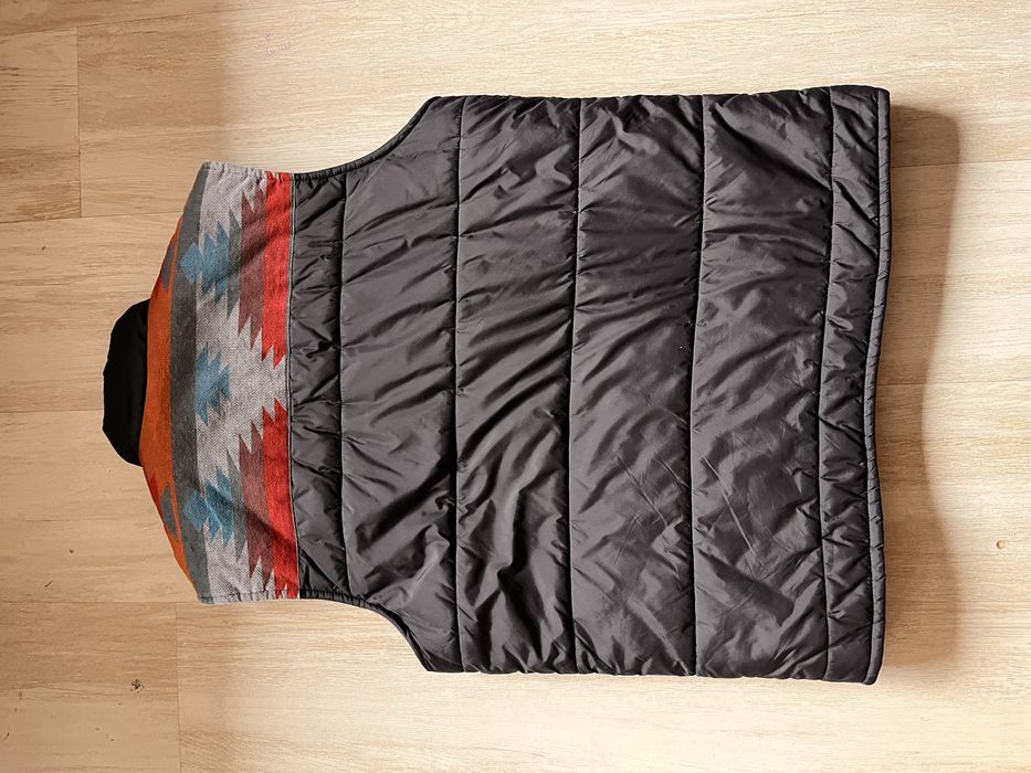 мъжки елек.