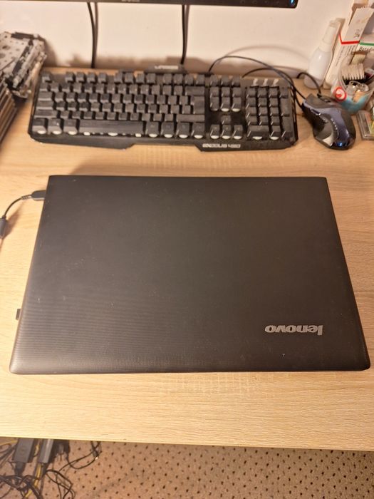 Laptop Lenovo G70-80 , i3 4005U , 8 GB,  ssd 120 GB,  17.3" HD+