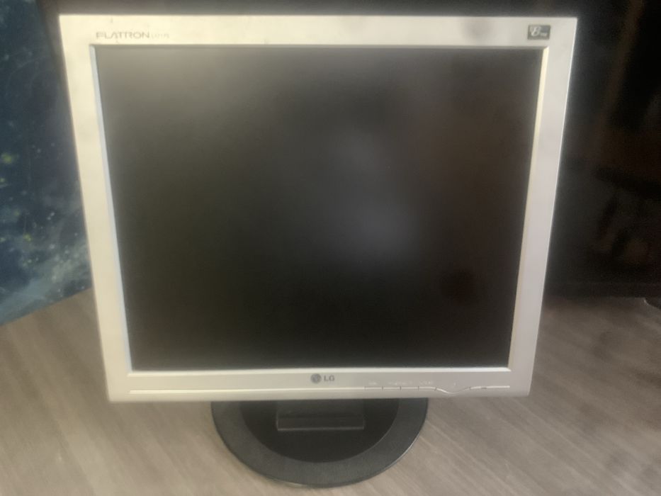 Монитор Lg рабочий