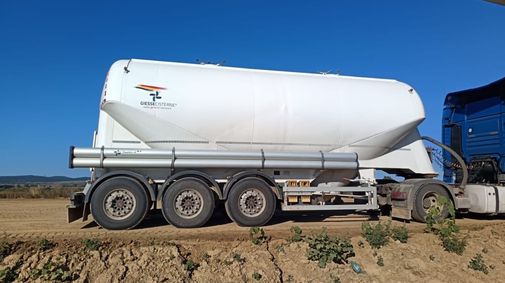 Semiremorca Silo Giesse 35MC