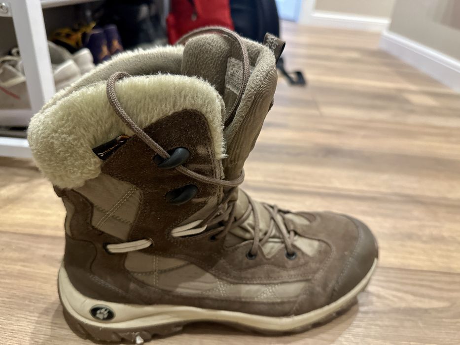 Зимни обувки Jack Wolfskin Texapore EU 42 много топли и удобни
