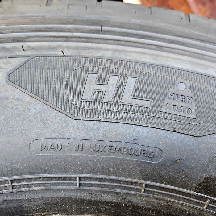 Нови предни гуми 315/60R22.5 Goodyear KMaxS Gen-2HL 154L 3PMFS DOT2025