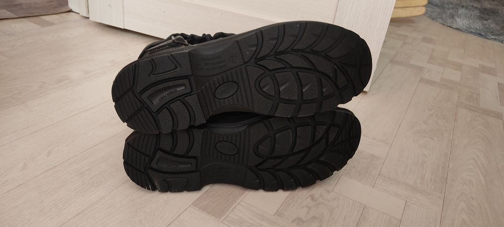 Продам сапоги НОВЫЕ