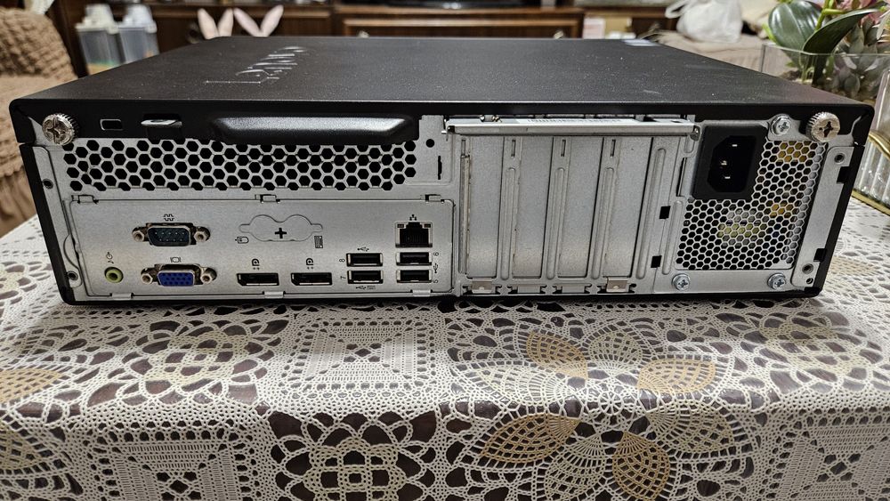 Офис компютър  Lenovo
