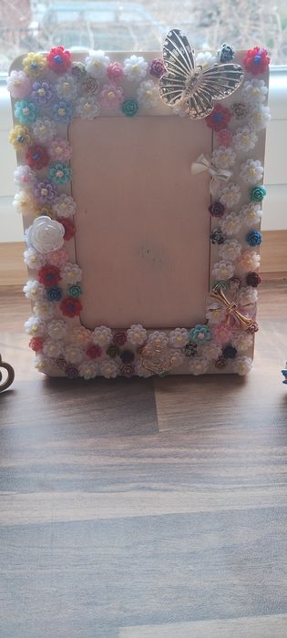 Дървени декорирани рамки за снимки