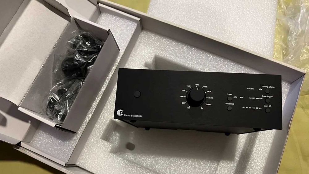 Фонокорректор Pro-Ject Phono Box DS3 B