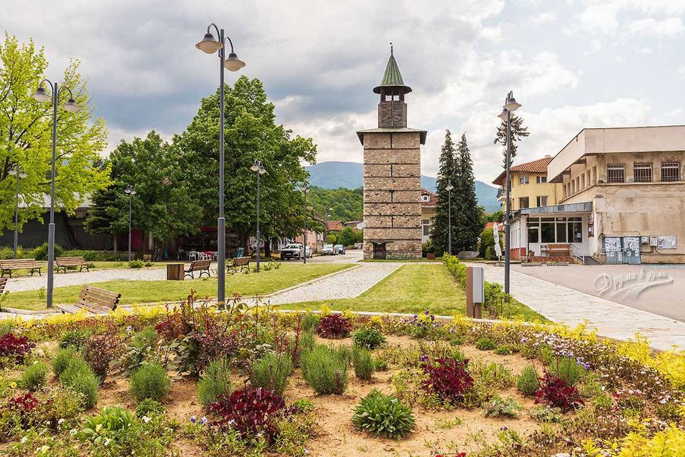 Продава се Къща в Берковица - 205 кв.м за 398 €/кв.м - Снимка #15