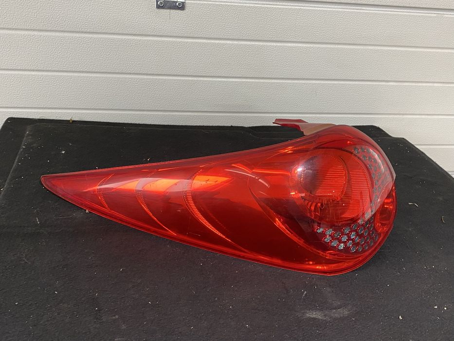 Stop lampa tripla Stanga Peugeot 207 SW , combi , break