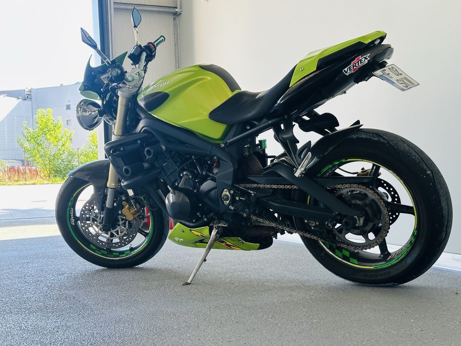 Triumph Street Triple 675