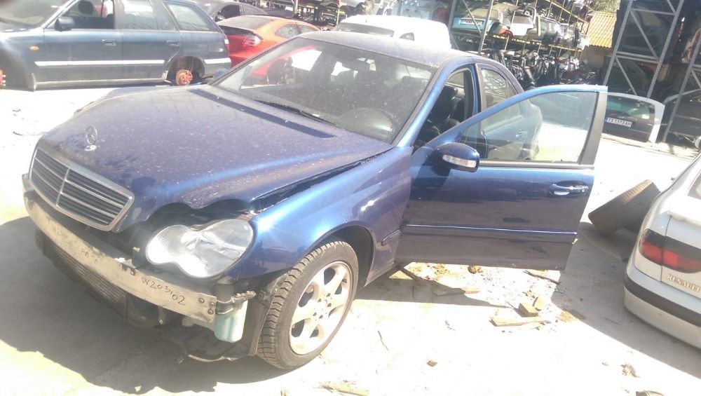 Dezmembrari  Mercedes-Benz C-CLASS (W203)  2000  > 2007 C 220 CDI (20