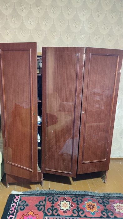 Eski SSSR mebellari sotiladi srochna