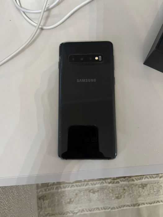 Самсунг s10 сатылады