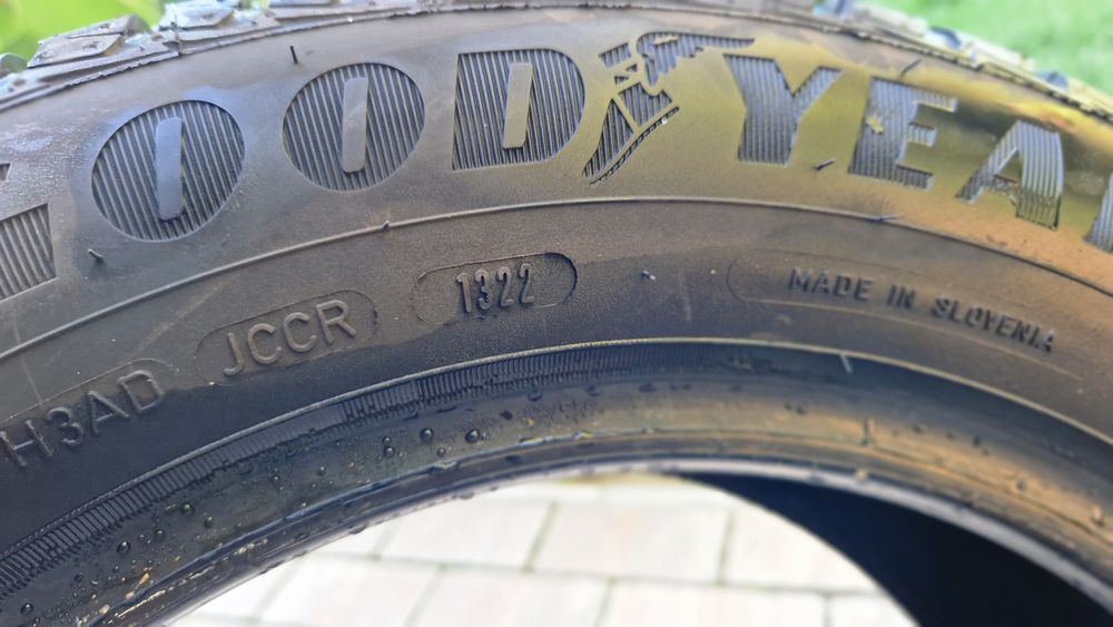 Anvelope allseason 185 65 15 Goodyear