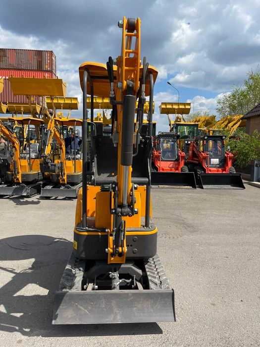 Мини-Экскаватор RHINOCEROS XN10